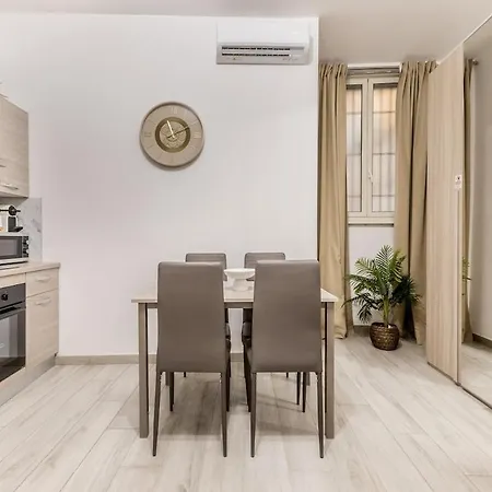 Apartament Modern Trastevere Base For Your Adventure