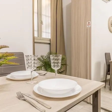 Modern Trastevere Base For Your Adventure Apartament